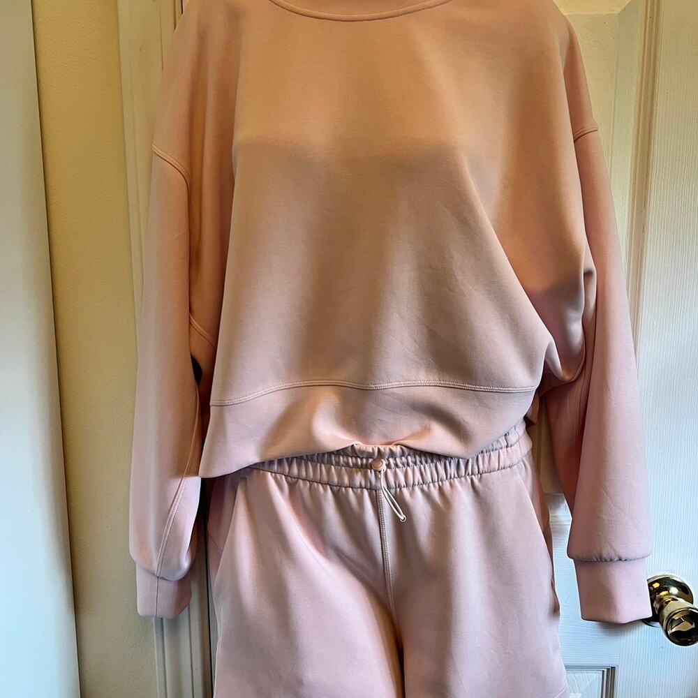 Lululemon softstreme light pink sweatshirt